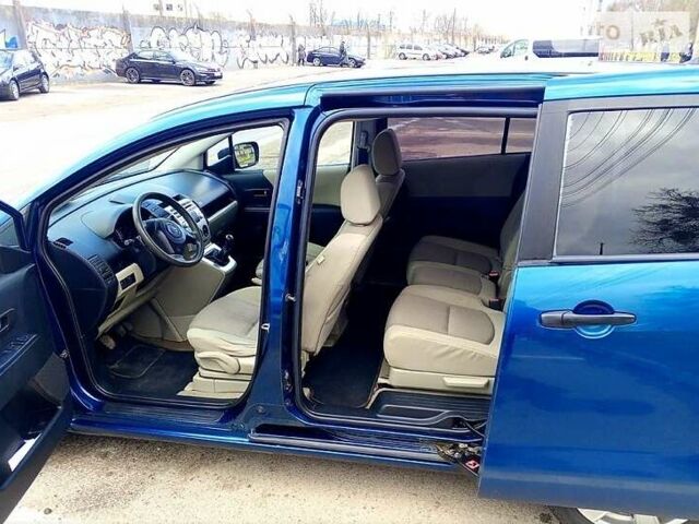 Синий Мазда 5, объемом двигателя 2 л и пробегом 353 тыс. км за 4999 $, фото 4 на Automoto.ua