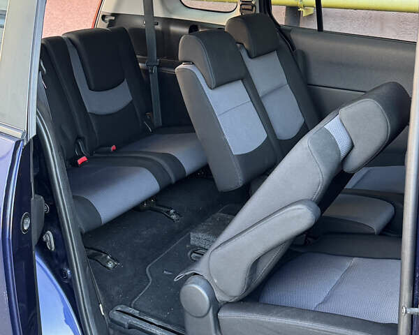 Синий Мазда 5, объемом двигателя 2 л и пробегом 195 тыс. км за 5100 $, фото 16 на Automoto.ua