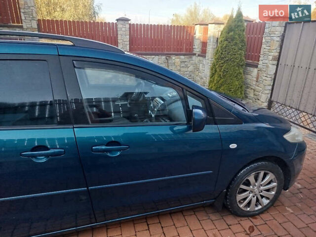 Синий Мазда 5, объемом двигателя 2 л и пробегом 260 тыс. км за 5000 $, фото 1 на Automoto.ua