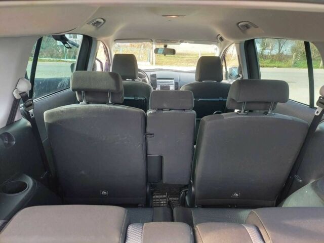 Синій Мазда 5, об'ємом двигуна 1.8 л та пробігом 200 тис. км за 2554 $, фото 4 на Automoto.ua