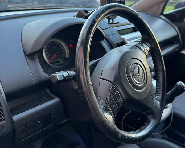 Синий Мазда 5, объемом двигателя 2 л и пробегом 195 тыс. км за 5100 $, фото 9 на Automoto.ua