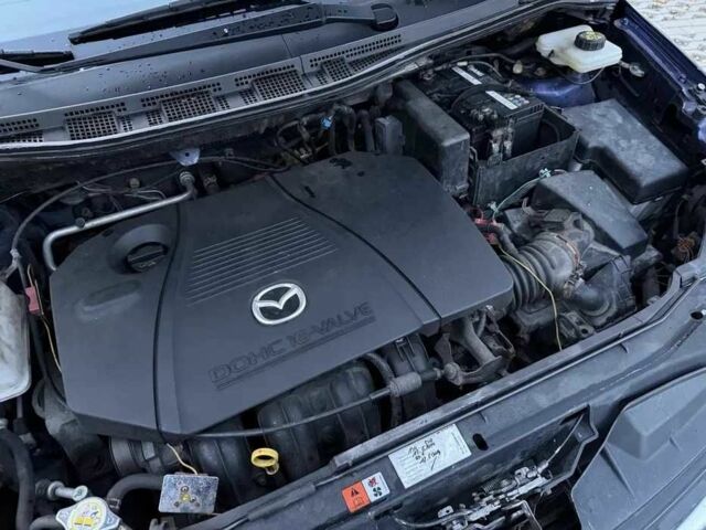 Синій Мазда 5, об'ємом двигуна 1.8 л та пробігом 200 тис. км за 2554 $, фото 11 на Automoto.ua