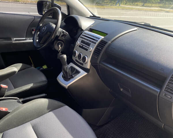 Синій Мазда 5, об'ємом двигуна 2 л та пробігом 235 тис. км за 5350 $, фото 6 на Automoto.ua