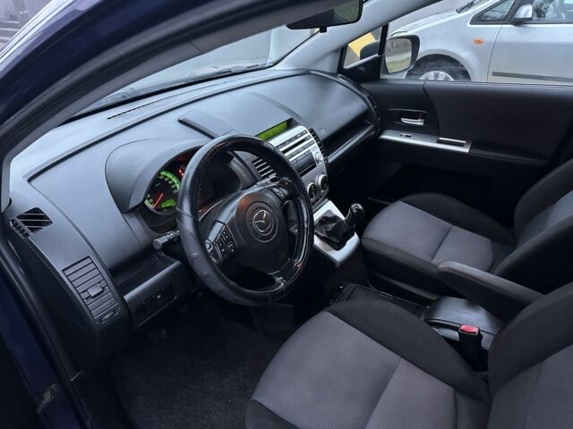 Синий Мазда 5, объемом двигателя 2 л и пробегом 320 тыс. км за 2350 $, фото 7 на Automoto.ua