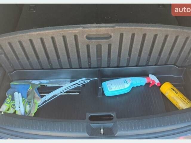 Синій Мазда 5, об'ємом двигуна 1.8 л та пробігом 220 тис. км за 5700 $, фото 9 на Automoto.ua