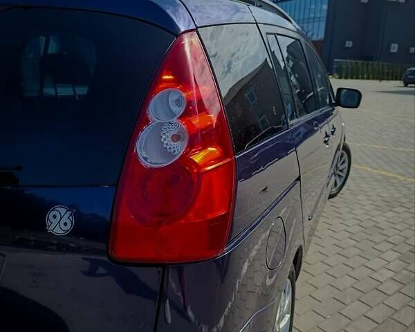 Синій Мазда 5, об'ємом двигуна 2 л та пробігом 255 тис. км за 5800 $, фото 4 на Automoto.ua
