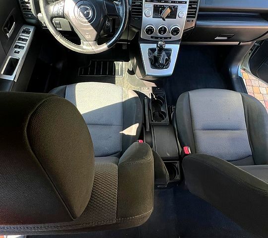Синий Мазда 5, объемом двигателя 2 л и пробегом 350 тыс. км за 4200 $, фото 7 на Automoto.ua