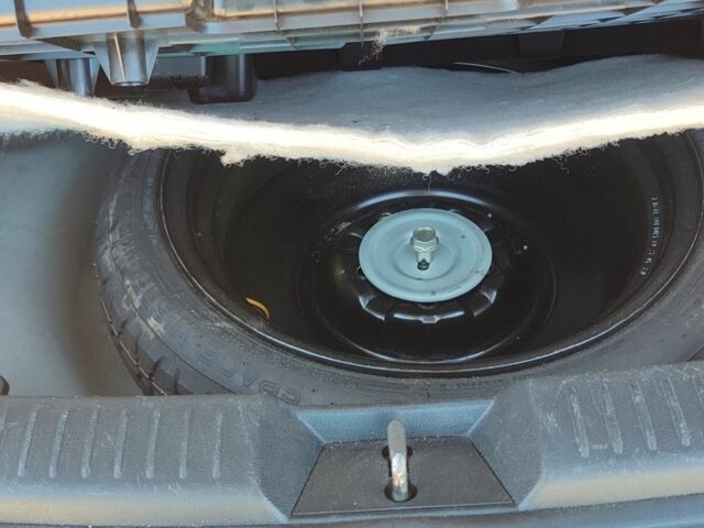 Синий Мазда 5, объемом двигателя 1.8 л и пробегом 220 тыс. км за 5999 $, фото 12 на Automoto.ua