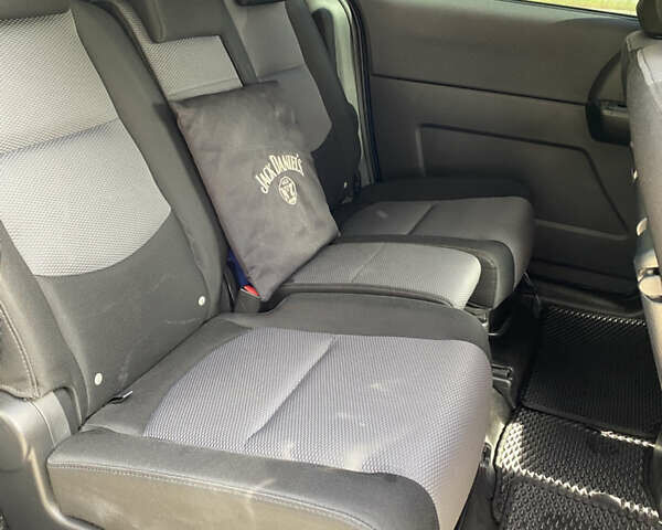 Синій Мазда 5, об'ємом двигуна 2 л та пробігом 235 тис. км за 5350 $, фото 8 на Automoto.ua