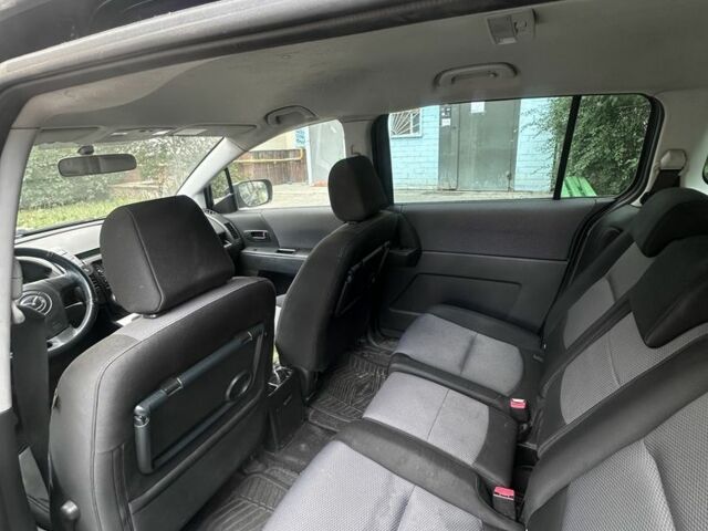 Синий Мазда 5, объемом двигателя 1.8 л и пробегом 333 тыс. км за 3515 $, фото 7 на Automoto.ua