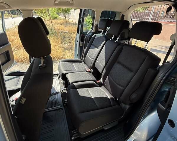 Синий Мазда 5, объемом двигателя 2 л и пробегом 217 тыс. км за 6450 $, фото 16 на Automoto.ua