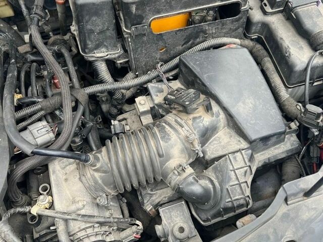 Синий Мазда 5, объемом двигателя 2 л и пробегом 185 тыс. км за 5800 $, фото 8 на Automoto.ua