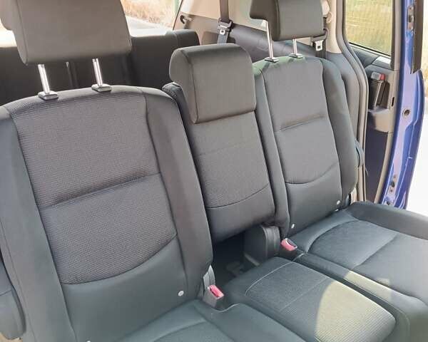 Синий Мазда 5, объемом двигателя 1.8 л и пробегом 241 тыс. км за 6100 $, фото 16 на Automoto.ua