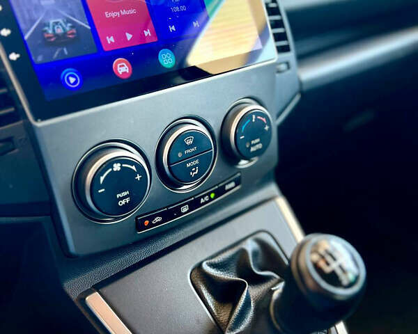 Синий Мазда 5, объемом двигателя 2 л и пробегом 336 тыс. км за 6999 $, фото 11 на Automoto.ua