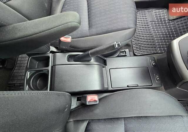 Синий Мазда 5, объемом двигателя 2 л и пробегом 244 тыс. км за 5600 $, фото 37 на Automoto.ua