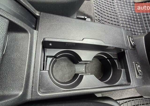 Синий Мазда 5, объемом двигателя 2 л и пробегом 244 тыс. км за 5600 $, фото 30 на Automoto.ua