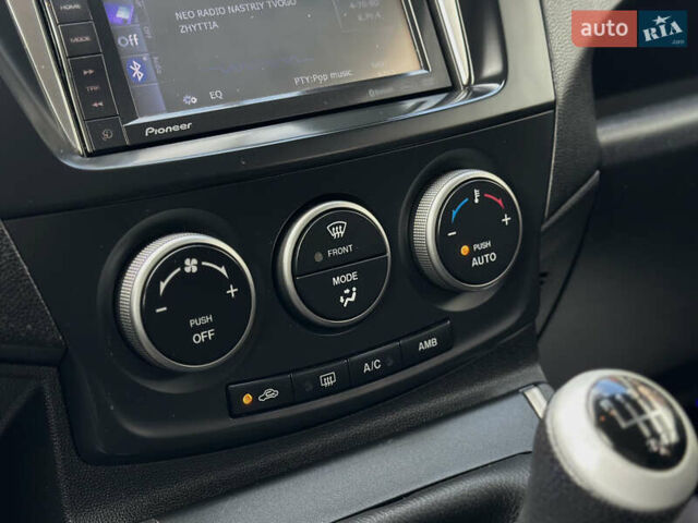 Синій Мазда 5, об'ємом двигуна 1.6 л та пробігом 221 тис. км за 9300 $, фото 47 на Automoto.ua