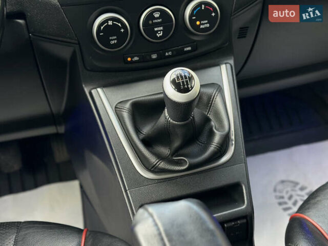 Синій Мазда 5, об'ємом двигуна 1.6 л та пробігом 221 тис. км за 9300 $, фото 48 на Automoto.ua