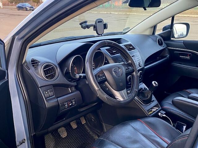 Синий Мазда 5, объемом двигателя 16 л и пробегом 260 тыс. км за 8000 $, фото 5 на Automoto.ua