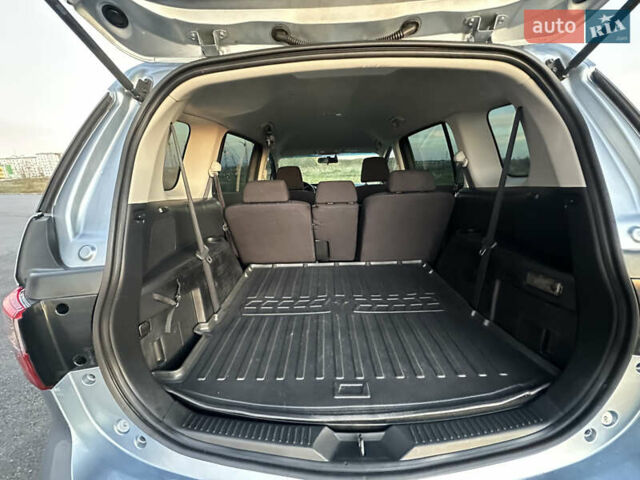 Синий Мазда 5, объемом двигателя 2 л и пробегом 140 тыс. км за 7999 $, фото 30 на Automoto.ua