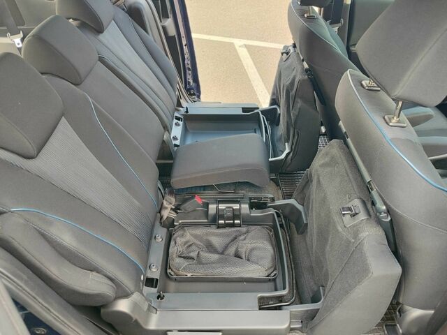 Синій Мазда 5, об'ємом двигуна 1.6 л та пробігом 153 тис. км за 8900 $, фото 20 на Automoto.ua