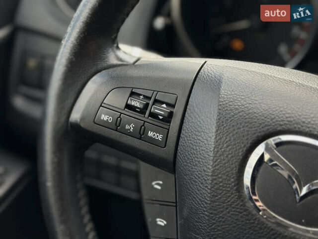 Синий Мазда 5, объемом двигателя 2 л и пробегом 190 тыс. км за 8200 $, фото 30 на Automoto.ua