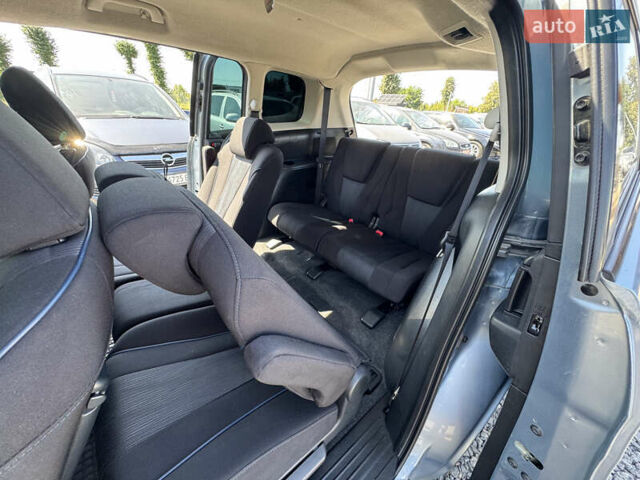 Синий Мазда 5, объемом двигателя 2 л и пробегом 140 тыс. км за 8499 $, фото 5 на Automoto.ua