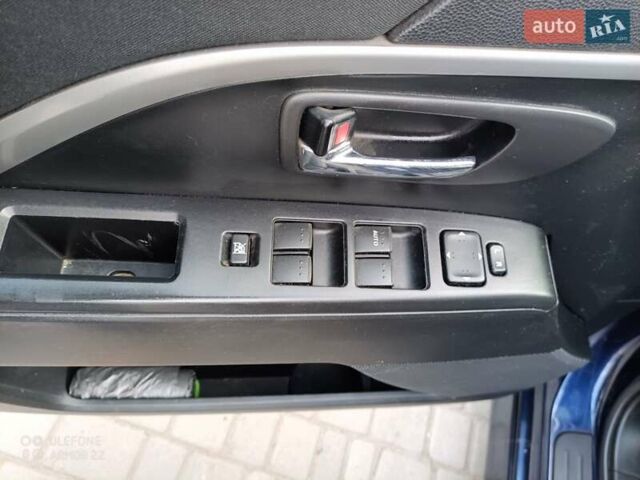 Синій Мазда 5, об'ємом двигуна 1.56 л та пробігом 235 тис. км за 7050 $, фото 3 на Automoto.ua