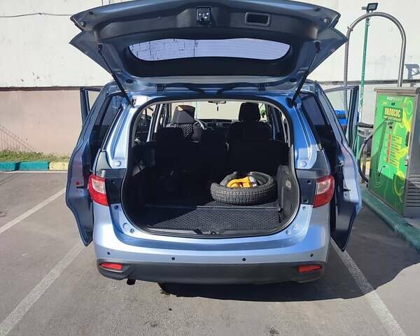 Синий Мазда 5, объемом двигателя 2 л и пробегом 103 тыс. км за 10599 $, фото 18 на Automoto.ua