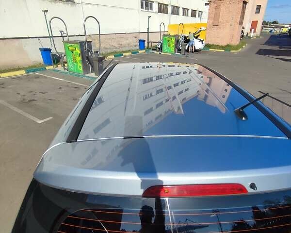 Синий Мазда 5, объемом двигателя 2 л и пробегом 103 тыс. км за 10599 $, фото 3 на Automoto.ua