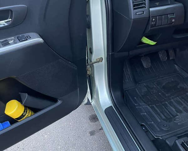 Зелений Мазда 5, об'ємом двигуна 2 л та пробігом 280 тис. км за 6000 $, фото 20 на Automoto.ua