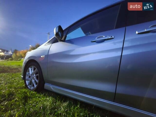 Зеленый Мазда 5, объемом двигателя 1.6 л и пробегом 186 тыс. км за 8000 $, фото 11 на Automoto.ua