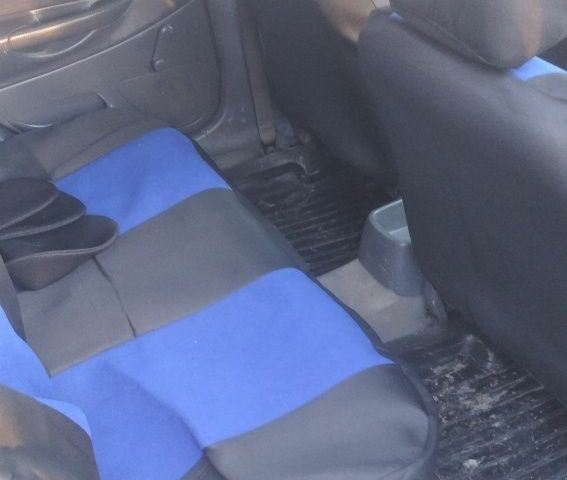 Зелений Мазда 5, об'ємом двигуна 1 л та пробігом 236 тис. км за 1500 $, фото 4 на Automoto.ua