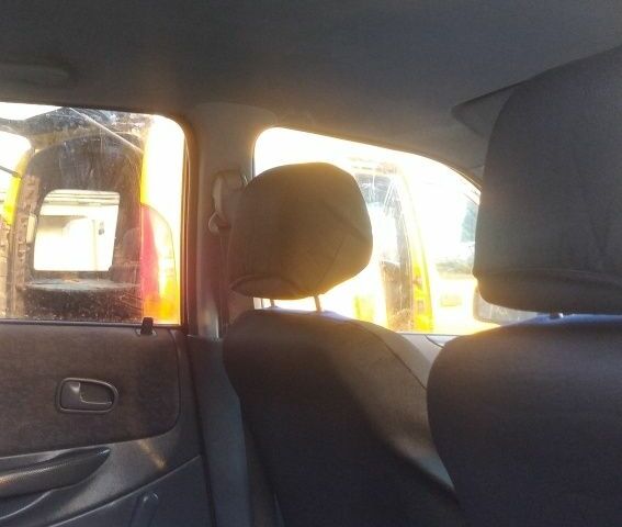 Зелений Мазда 5, об'ємом двигуна 1 л та пробігом 236 тис. км за 1500 $, фото 5 на Automoto.ua