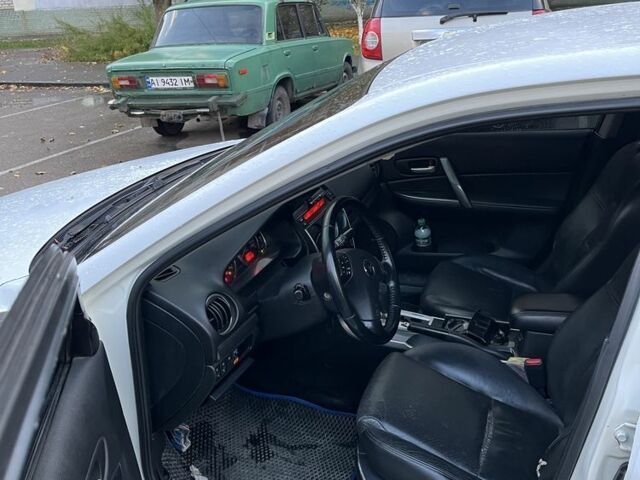 Мазда 6 2006 в Вознесенске на Automoto.ua Белый Мазда 6, объемом двигателя 0 л и пробегом 260 тыс. км за 3500 $, фото 6 на Automoto.ua