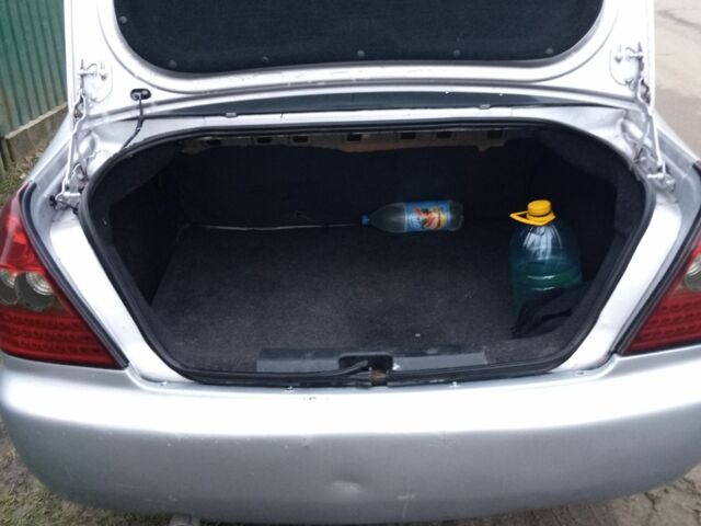 Белый Мазда 6, объемом двигателя 5 л и пробегом 2 тыс. км за 700 $, фото 6 на Automoto.ua