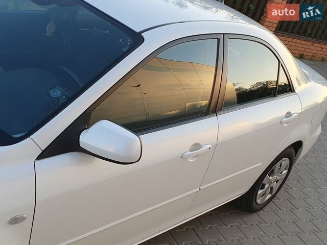 Білий Мазда 6, об'ємом двигуна 2 л та пробігом 189 тис. км за 6100 $, фото 14 на Automoto.ua