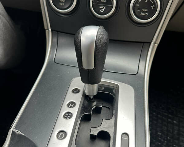 Белый Мазда 6, объемом двигателя 2 л и пробегом 279 тыс. км за 4399 $, фото 11 на Automoto.ua