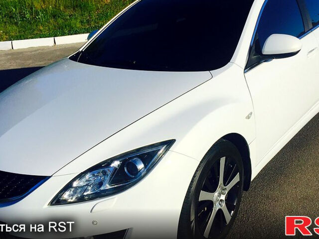 Белый Мазда 6, объемом двигателя 2 л и пробегом 189 тыс. км за 7500 $, фото 7 на Automoto.ua