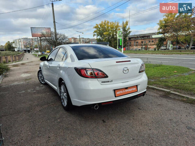 Білий Мазда 6, об'ємом двигуна 2 л та пробігом 236 тис. км за 9200 $, фото 4 на Automoto.ua