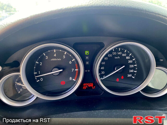 Белый Мазда 6, объемом двигателя 2 л и пробегом 189 тыс. км за 7500 $, фото 9 на Automoto.ua