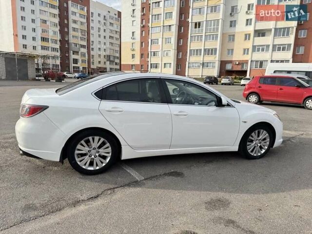 Белый Мазда 6, объемом двигателя 2 л и пробегом 317 тыс. км за 6500 $, фото 3 на Automoto.ua