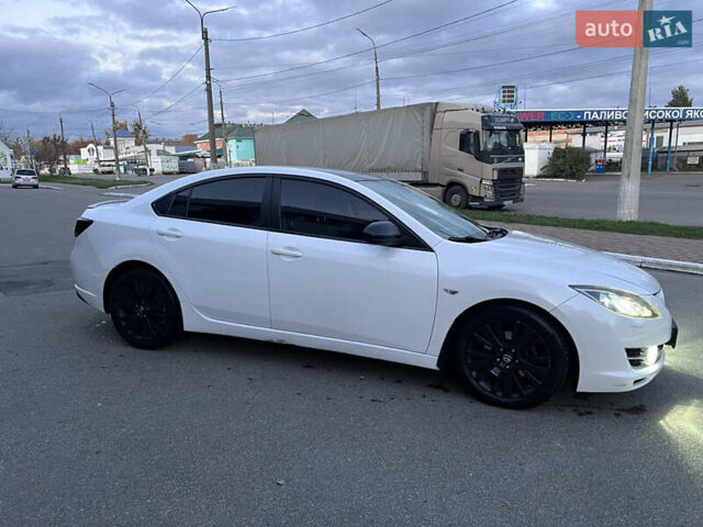 Білий Мазда 6, об'ємом двигуна 2 л та пробігом 266 тис. км за 6600 $, фото 3 на Automoto.ua