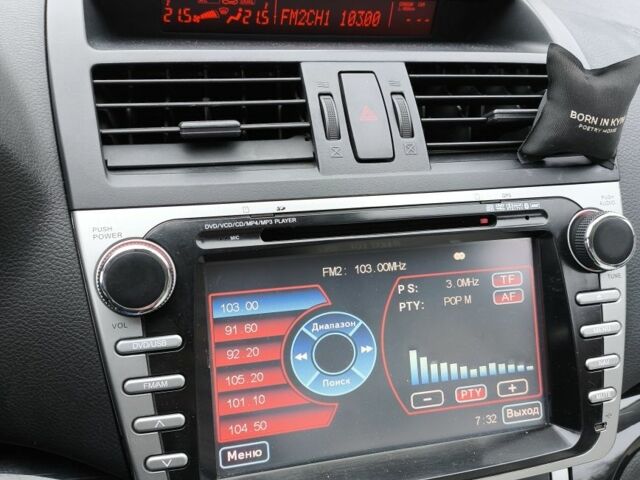 Білий Мазда 6, об'ємом двигуна 2 л та пробігом 185 тис. км за 7200 $, фото 17 на Automoto.ua