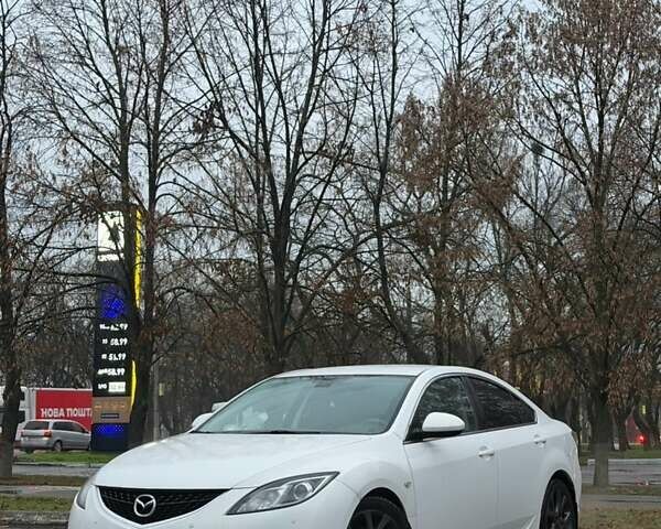 Белый Мазда 6, объемом двигателя 2.5 л и пробегом 237 тыс. км за 7490 $, фото 1 на Automoto.ua