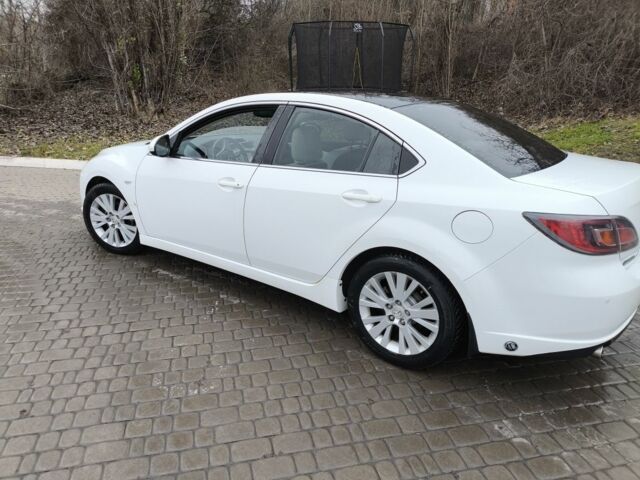 Білий Мазда 6, об'ємом двигуна 2 л та пробігом 185 тис. км за 7200 $, фото 9 на Automoto.ua
