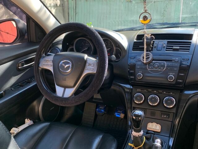 Білий Мазда 6, об'ємом двигуна 2.2 л та пробігом 215 тис. км за 5500 $, фото 11 на Automoto.ua