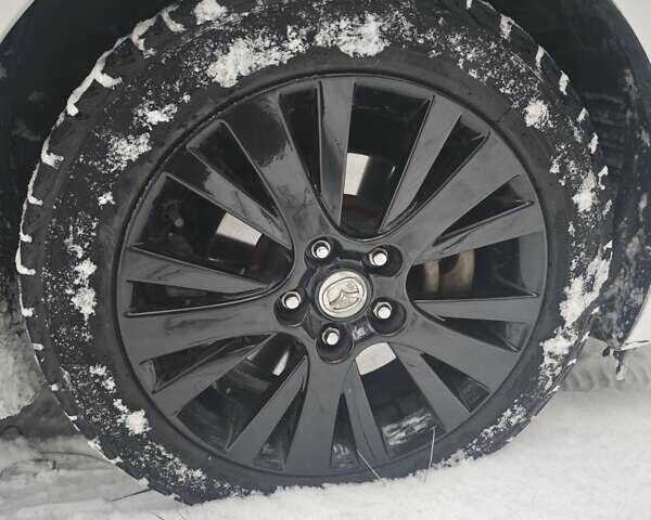 Белый Мазда 6, объемом двигателя 2 л и пробегом 195 тыс. км за 7600 $, фото 23 на Automoto.ua