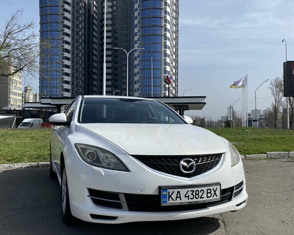 Білий Мазда 6, об'ємом двигуна 1.8 л та пробігом 205 тис. км за 6300 $, фото 24 на Automoto.ua