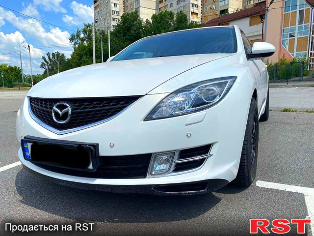 Белый Мазда 6, объемом двигателя 2 л и пробегом 189 тыс. км за 7500 $, фото 3 на Automoto.ua